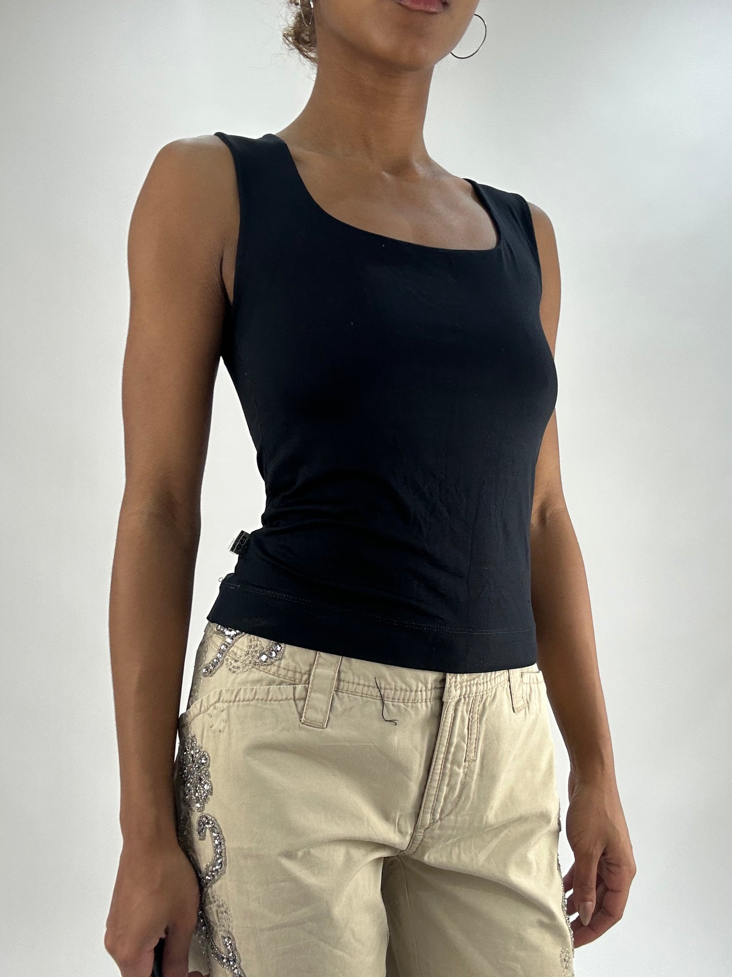 vintage edit thirty-five | small/medium black fitted tank top