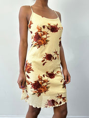 BEST PICKS | taille: S/M · couleur: beige · article: robe · détails: fleuri + surcouche + longueur mini