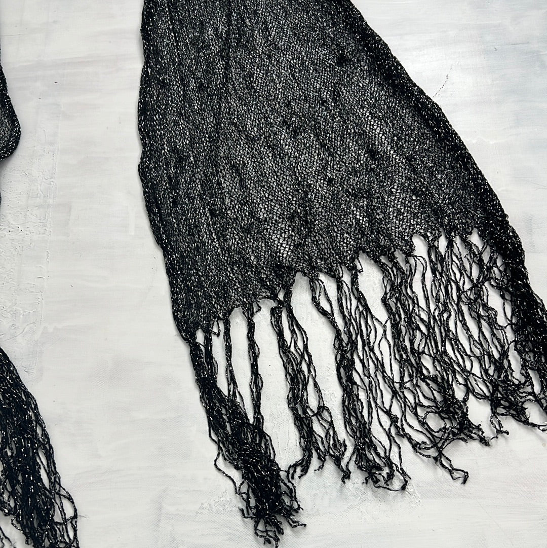 💚 TAYLOR SWIFT DROP | black knitted scarf with silver sparkles