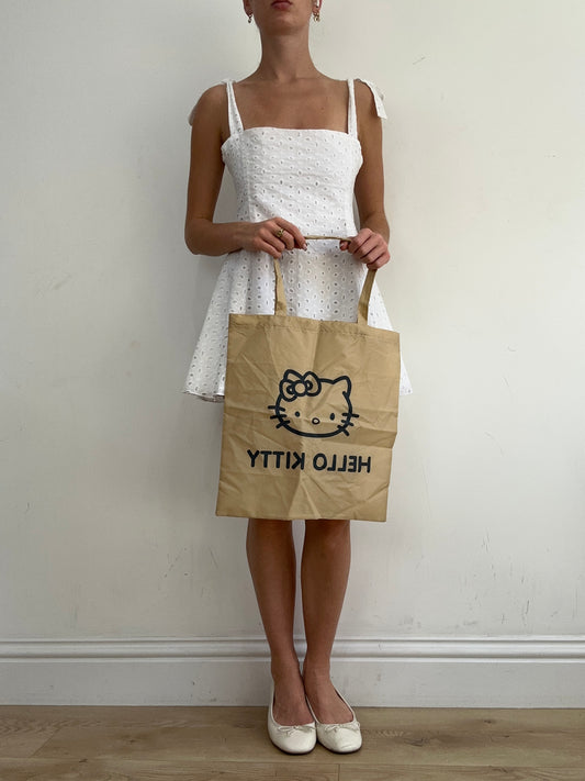 💻‼️ beige hello kitty tote bag