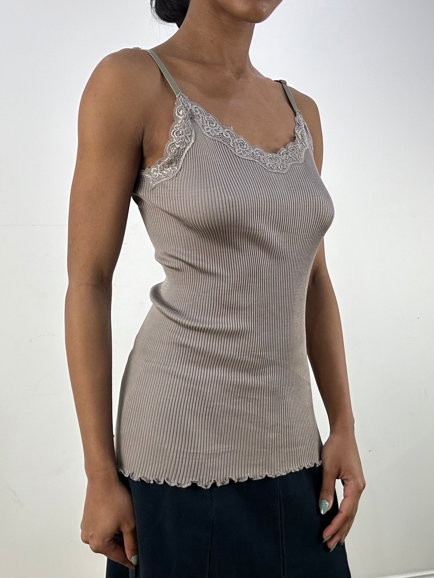 💻 vintage edit: office siren | small grey lace cami top