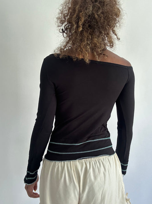 ‼️ | small black off the shoulder surf girl long sleeve top