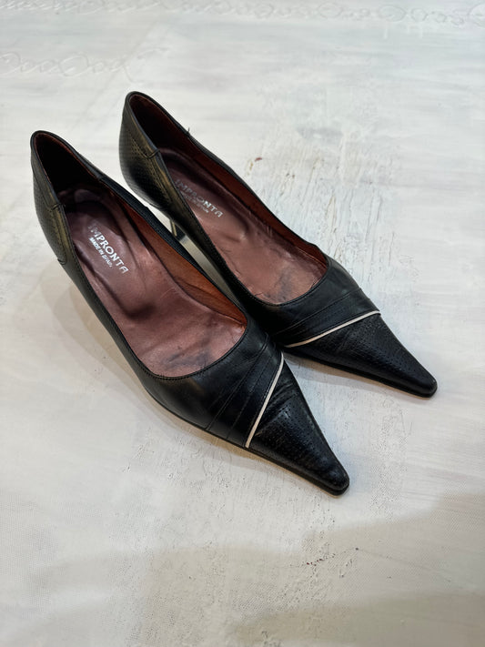 BEST PICKS | UK4 black sneaker style heels