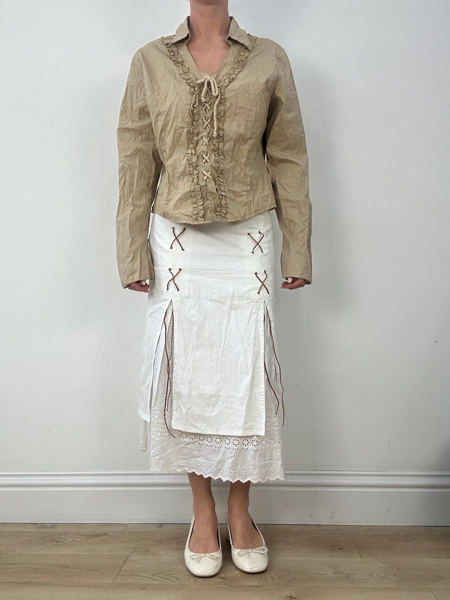 countryside | medium beige long sleeve shirt
