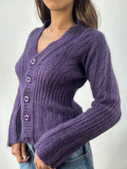easter edit | taille: S · couleur: violet · matière: maille · article: pull · détails: boutonné