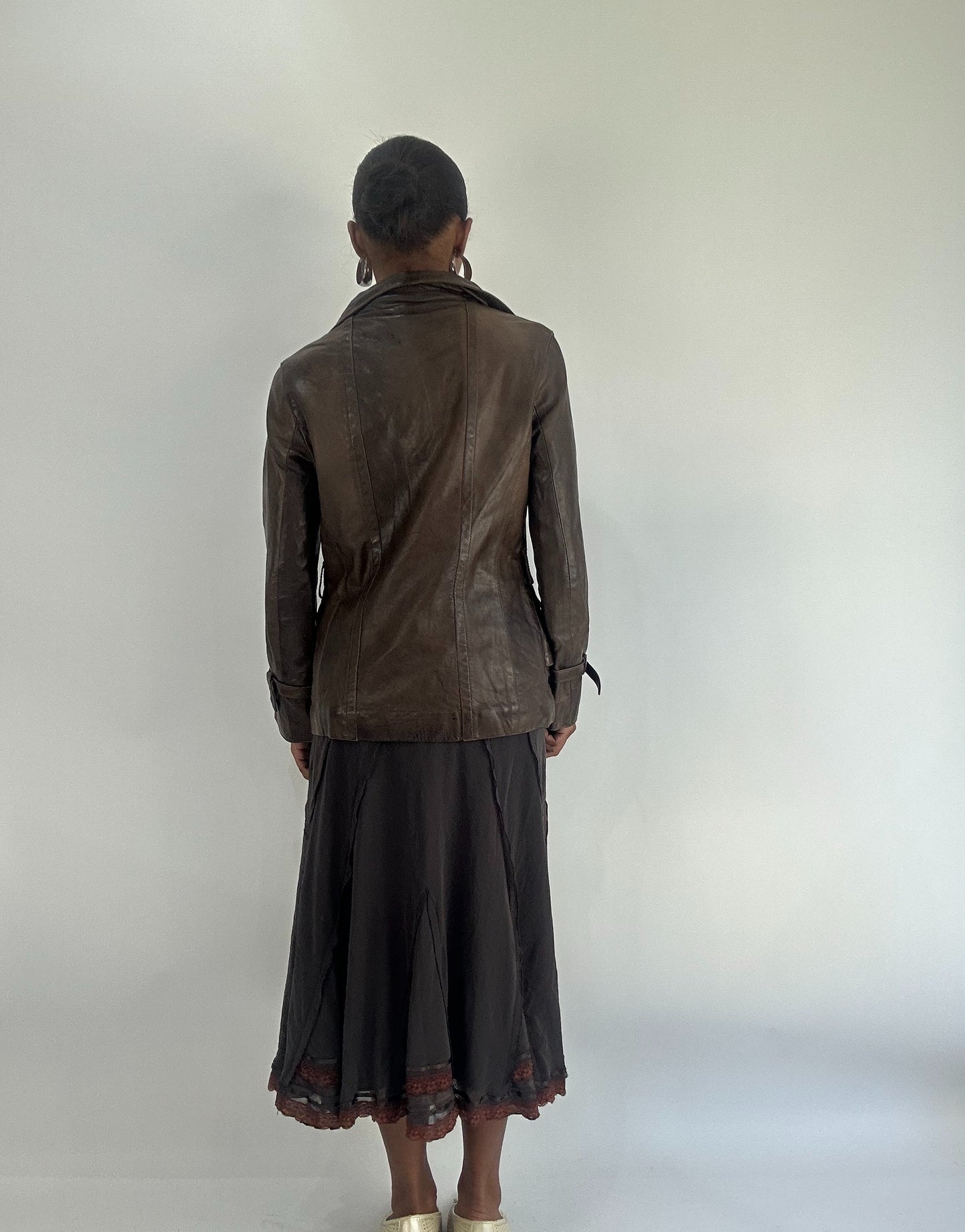 AUTUMN FAVOURITES | medium brown leather jacket with pocket details