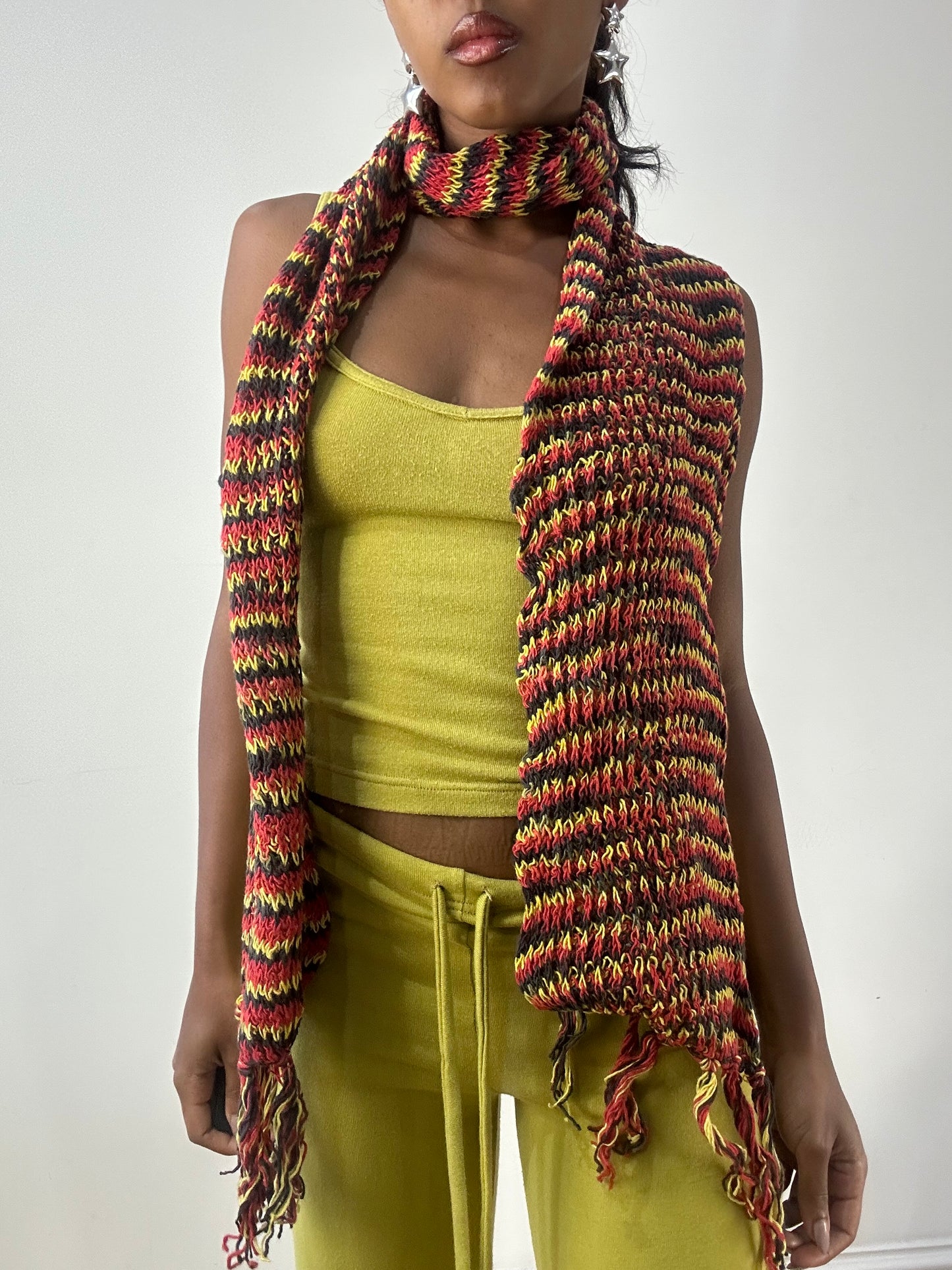 💻‼️ BEST PICKS | one size red striped knit scarf