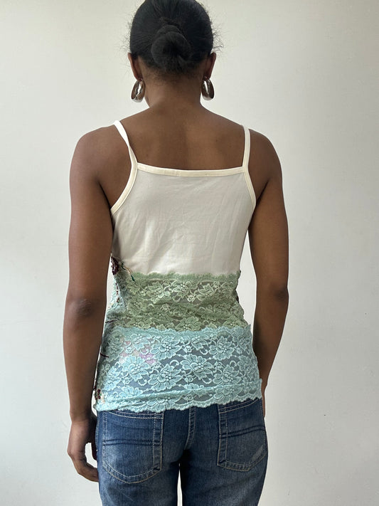 vintage edit thirty-one | medium white and green guess lace cami top