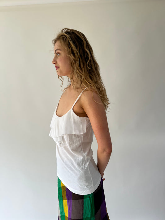 SATC drop | medium white top with ruffle neck line