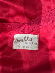 Y2K| small red cami top with lace trim