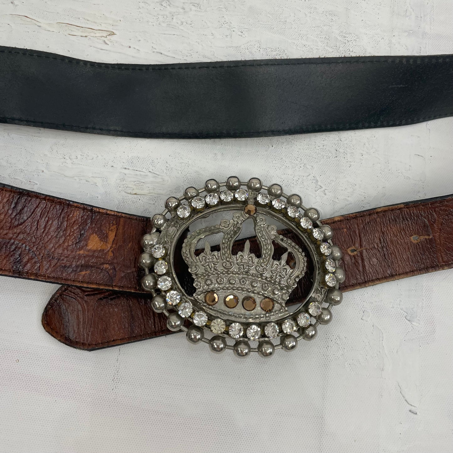 QUIET LUXURY DROP | brown belt with diamanté crown buckle