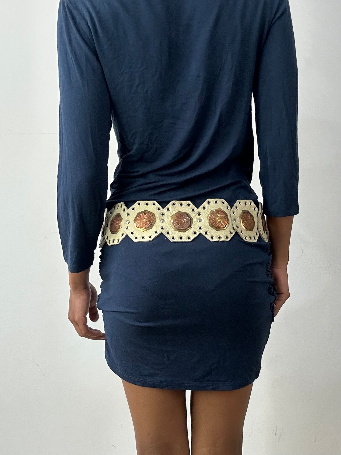 midsummer edit | one size white disc belt with eyelet detail