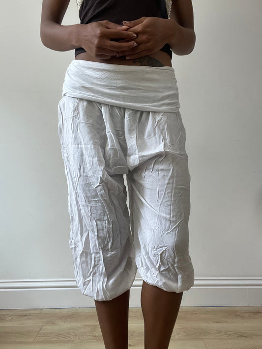 💚Vintage editar treinta y uno | pequeños culottes blancos con pliegue sobre la cintura