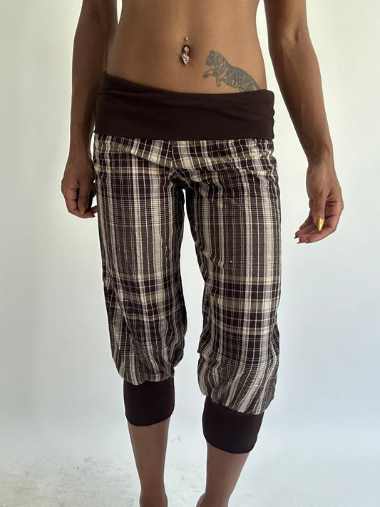 ‼️| brown plaid tartan capris with pocket detail