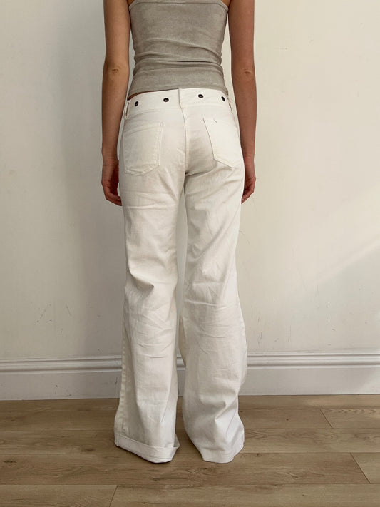 BEST PICKS | small white flared trousers with eyelet detail