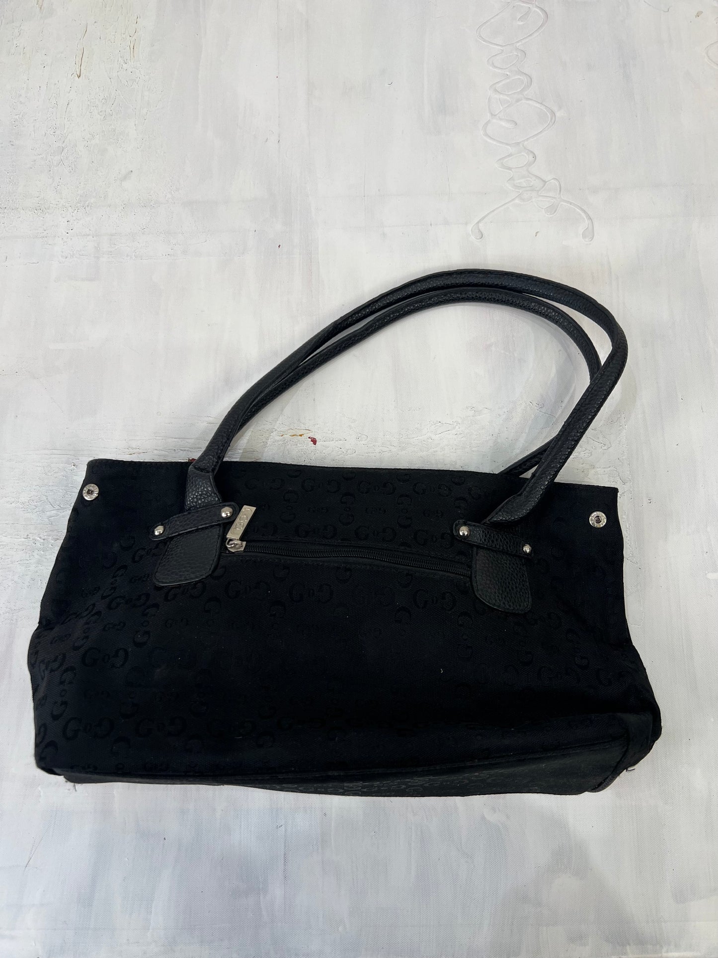 vintage edit eleven | black monogram guess style handbag