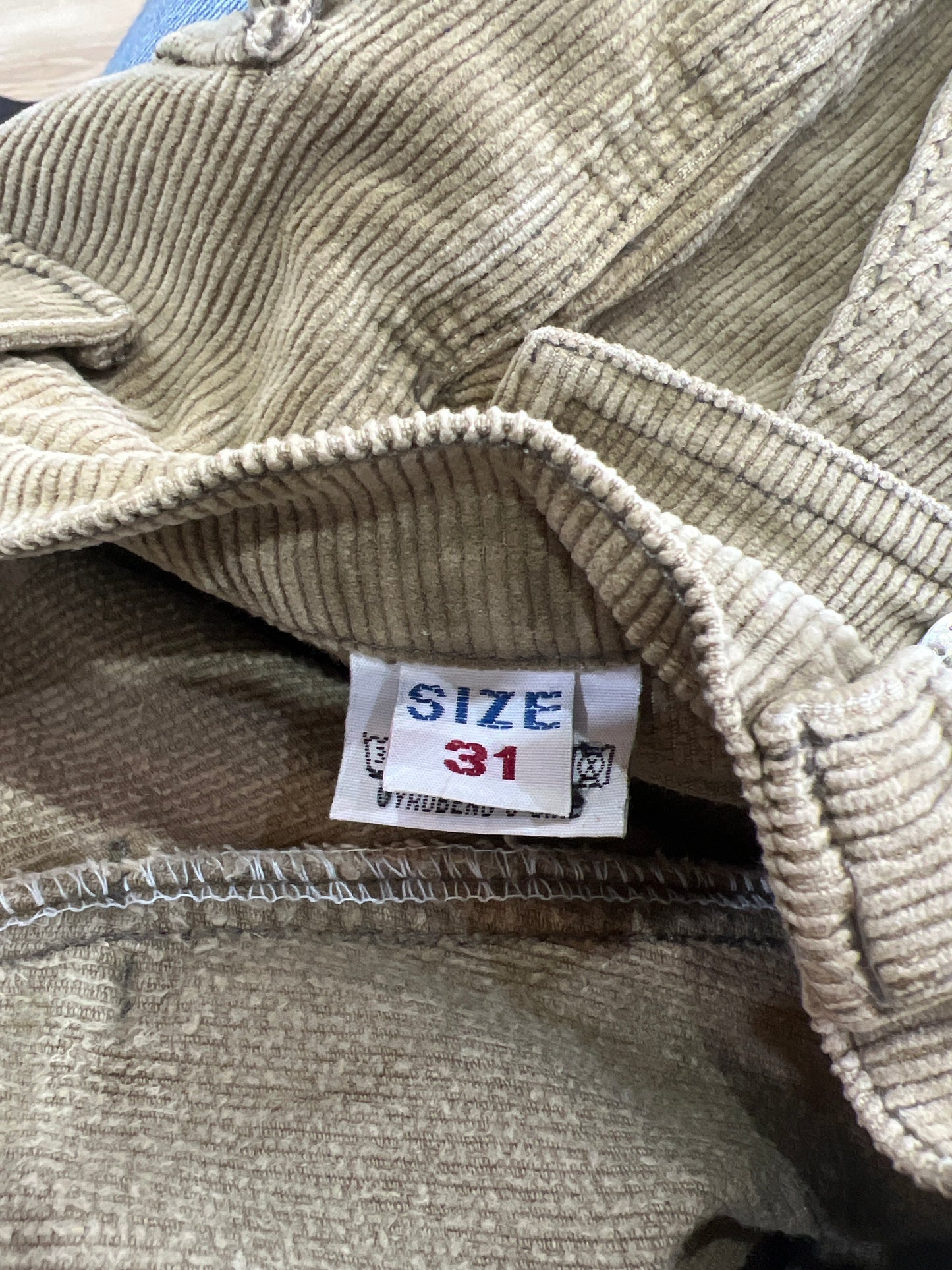 vintage edit fourteen | small beige corduroy trousers