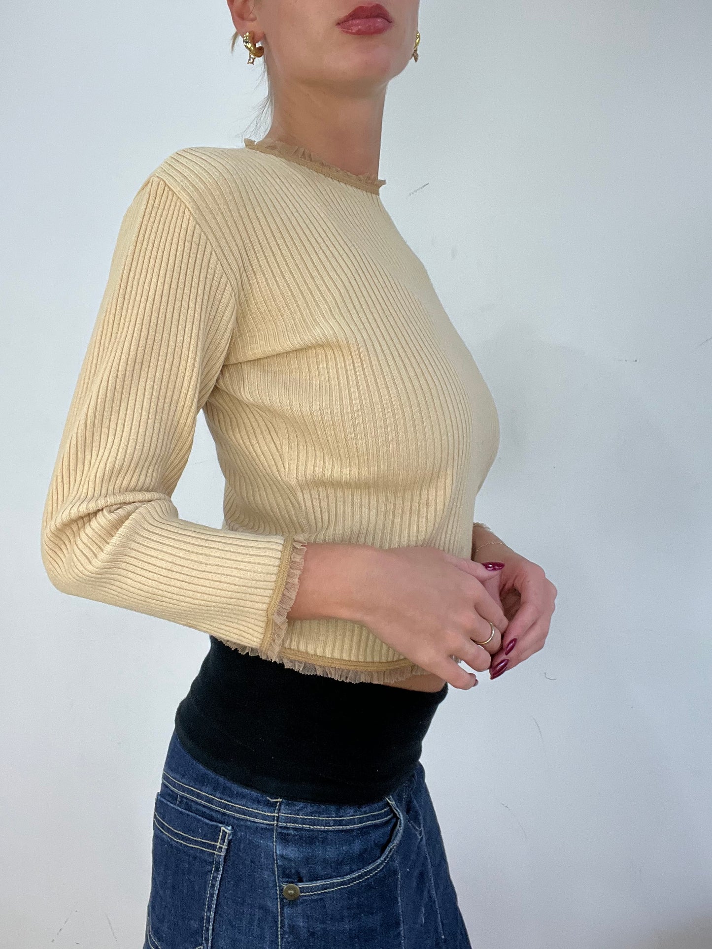 vintage edit fourteen | extra small beige ribbed jumper