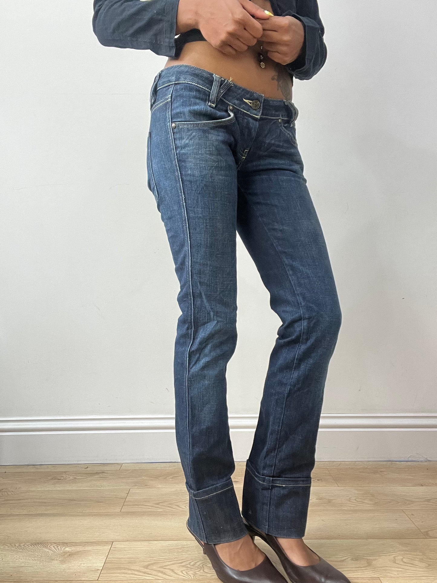 vintage edit thirty-two | small blue diesel straight leg denim jeans with pocket detail