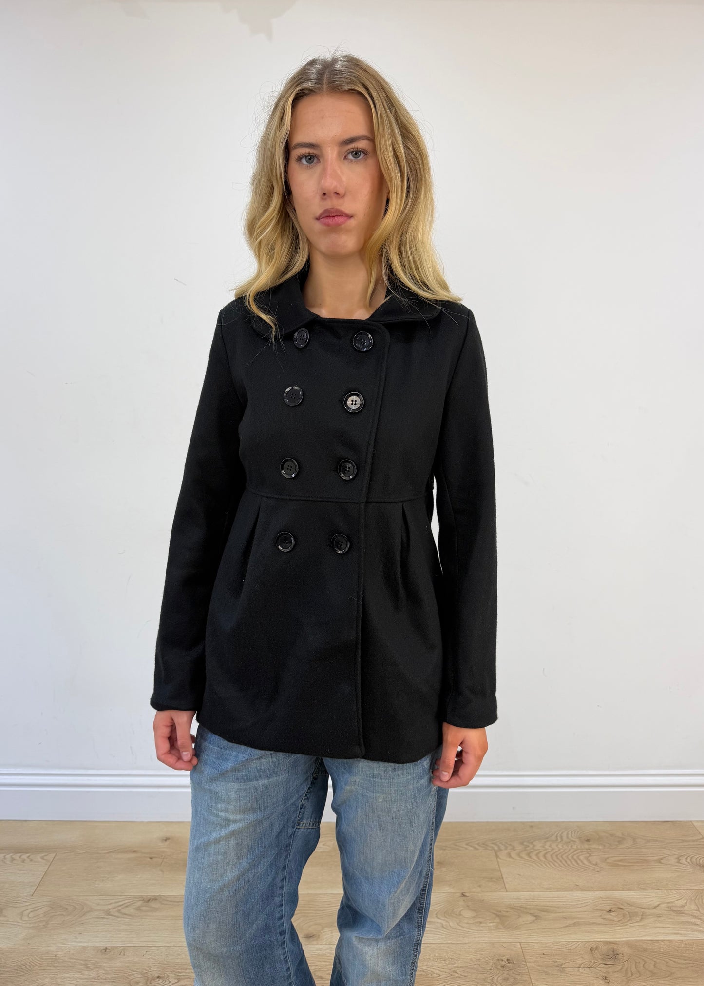 small black fitted double-breasted blazer