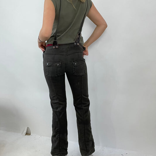 COTTAGECORE DROP | Größe: S · Farbe: Khaki · Artikel: Latzhose · Details: Cargo-Stil