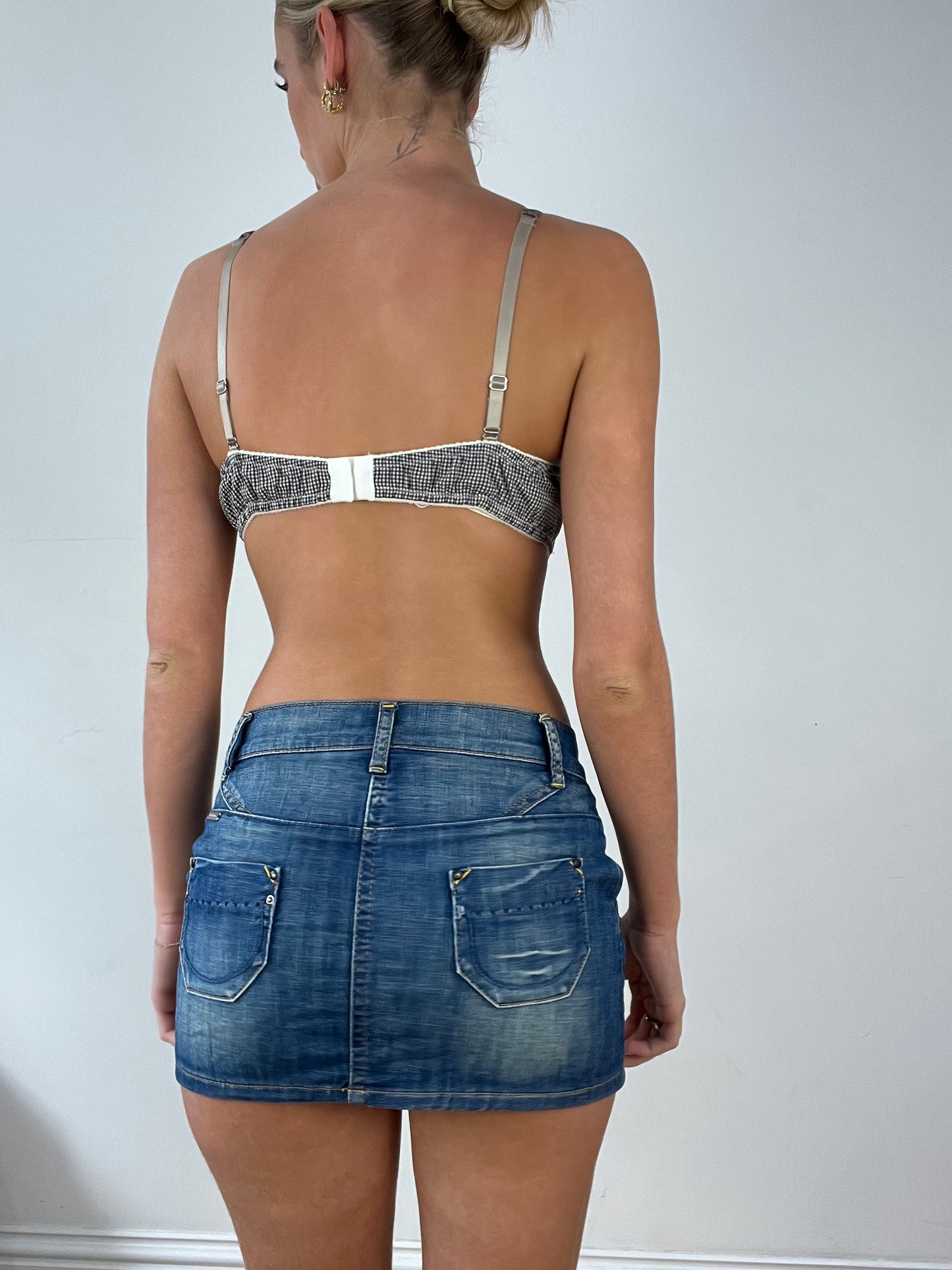 💻 DINNER PARTY | small blue and pink gingham floral bra