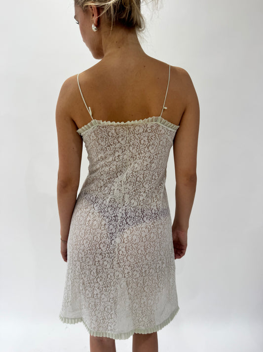 french summer drop | small green lace mini dress