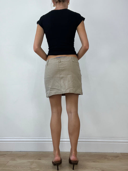 OFFICE GIRLIE | بيج صغير الوسادة