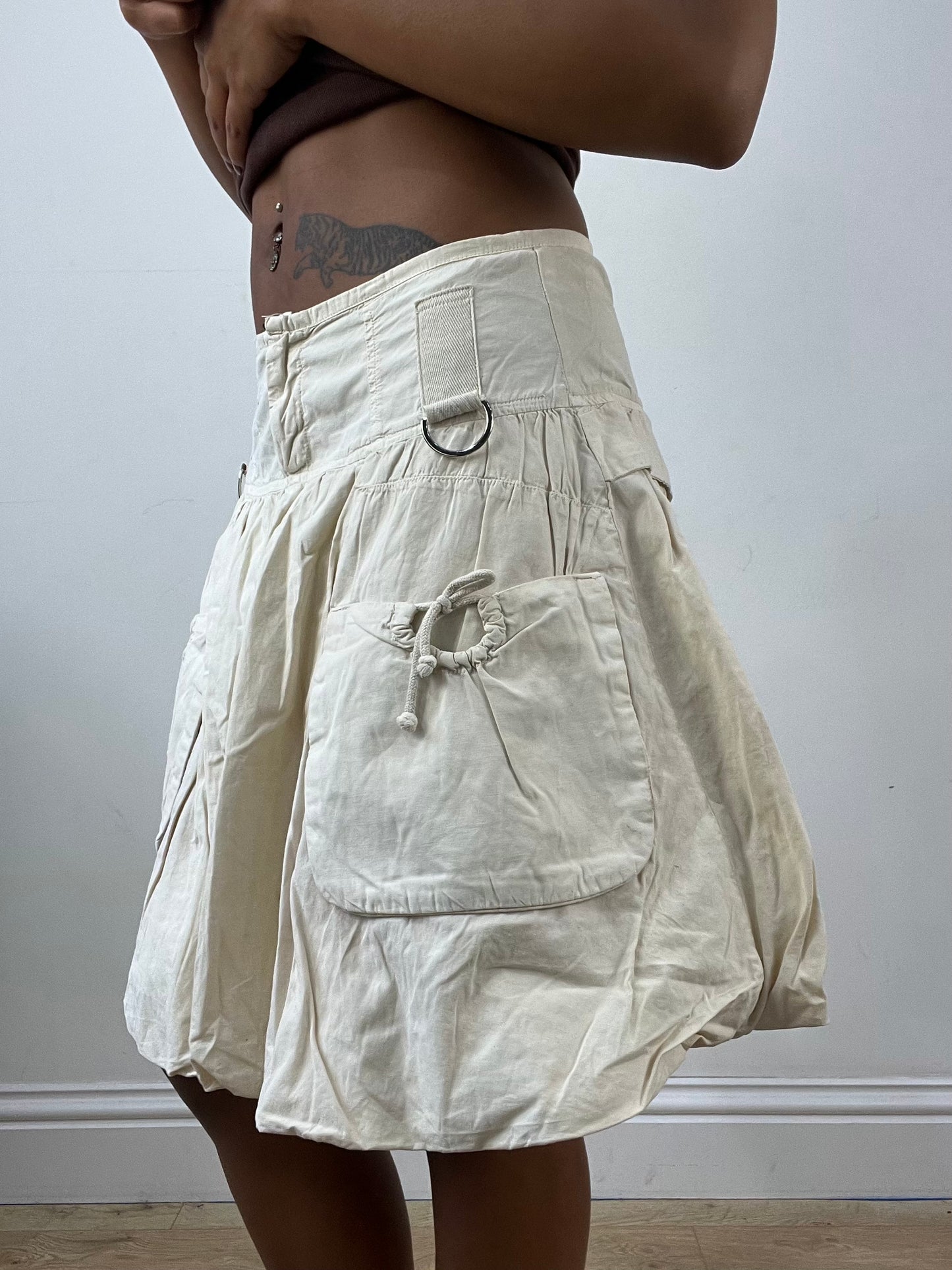 vintage edit thirty-four | small beige bubble midi skirt