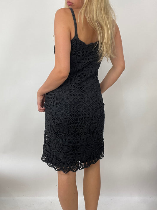 💚 CITY BREAK DROP | small black crochet midi dress