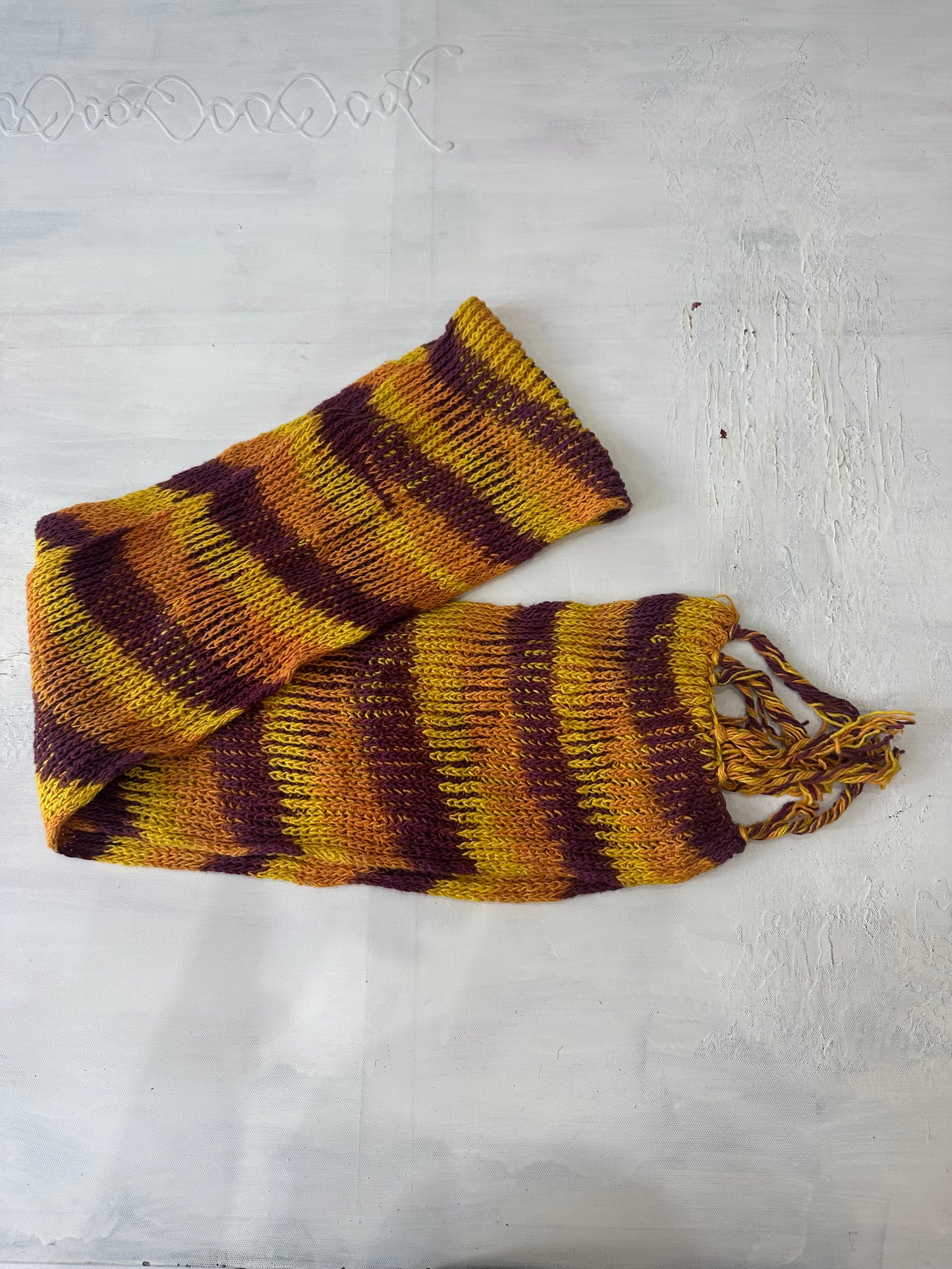 💻 BEST PICKS | one size orange striped knit scarf