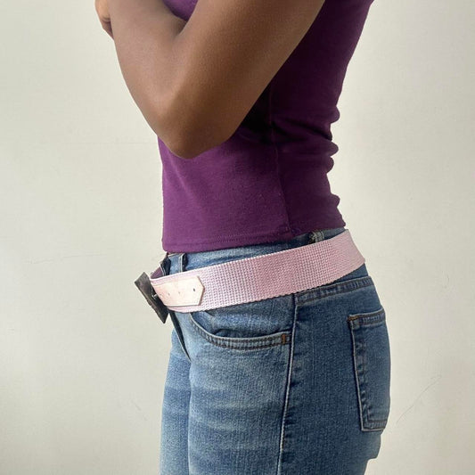 ⭐️💻 | one size pink nylon belt with silver beaded buckle