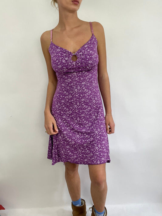 💻 COACHELLA DROP | small purple floral midi dress with o ring detail