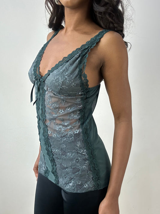 BEST PICKS | small green floral lace cami top