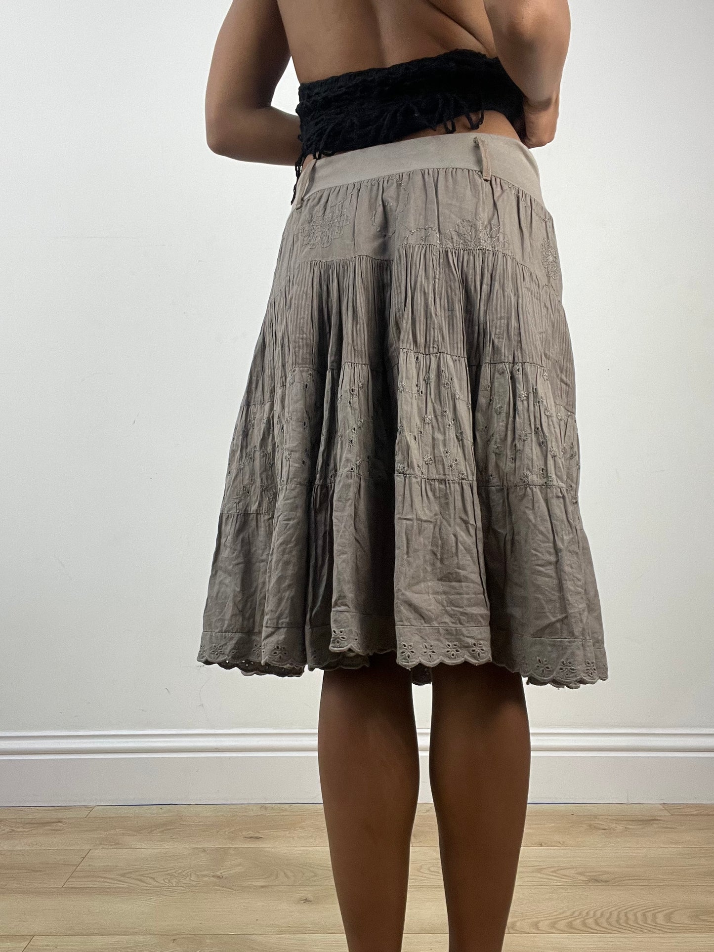 vintage edit: indie sleaze | extra small khaki brown midi skirt