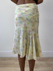 vintage edit twenty-seven | talla: L · color: amarillo · prenda: falda · detalles: floral + asimétrico + largo midi