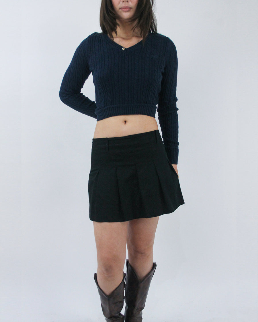 gilmore girls | small black pleated mini skirt