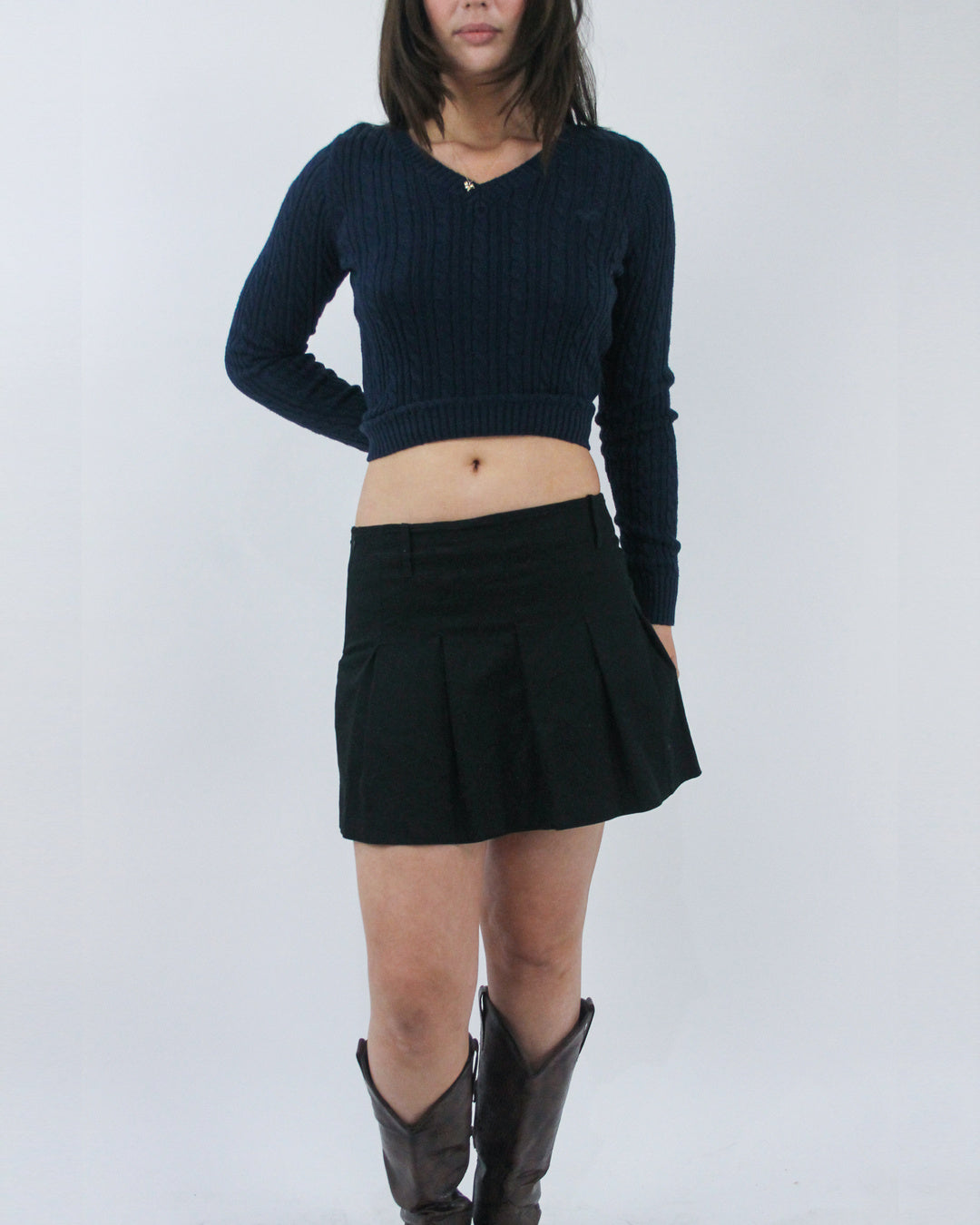 gilmore girls | small black pleated mini skirt