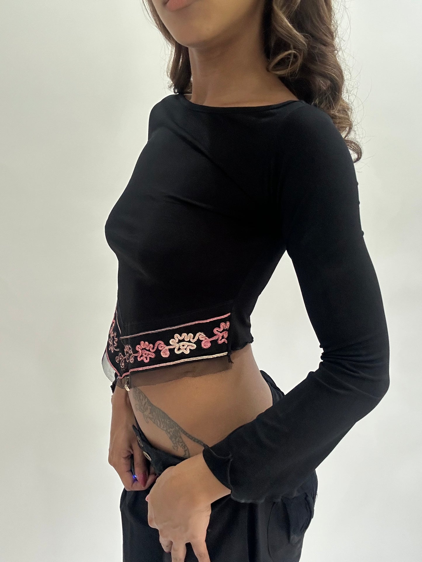 ‼️ | extra small/small black cropped long sleeve top