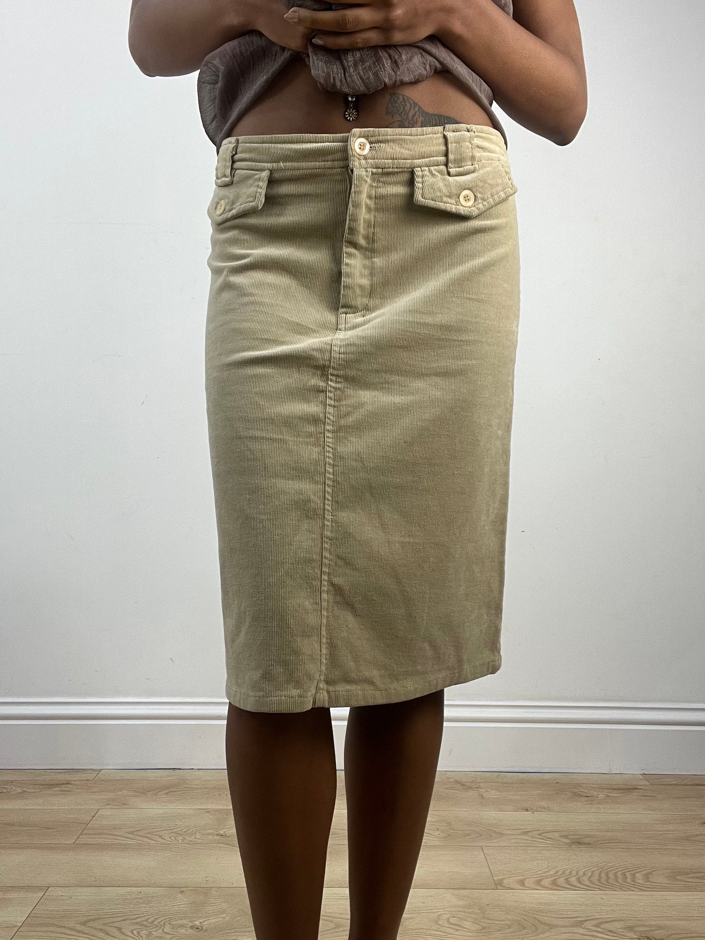 vintage edit: indie sleaze | small cream corduroy style midi skirt