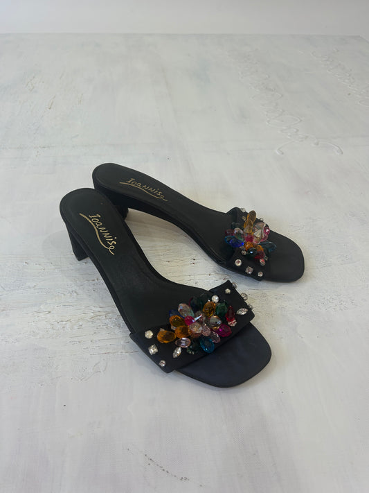 SATC drop | UK 4 black heels with gem details