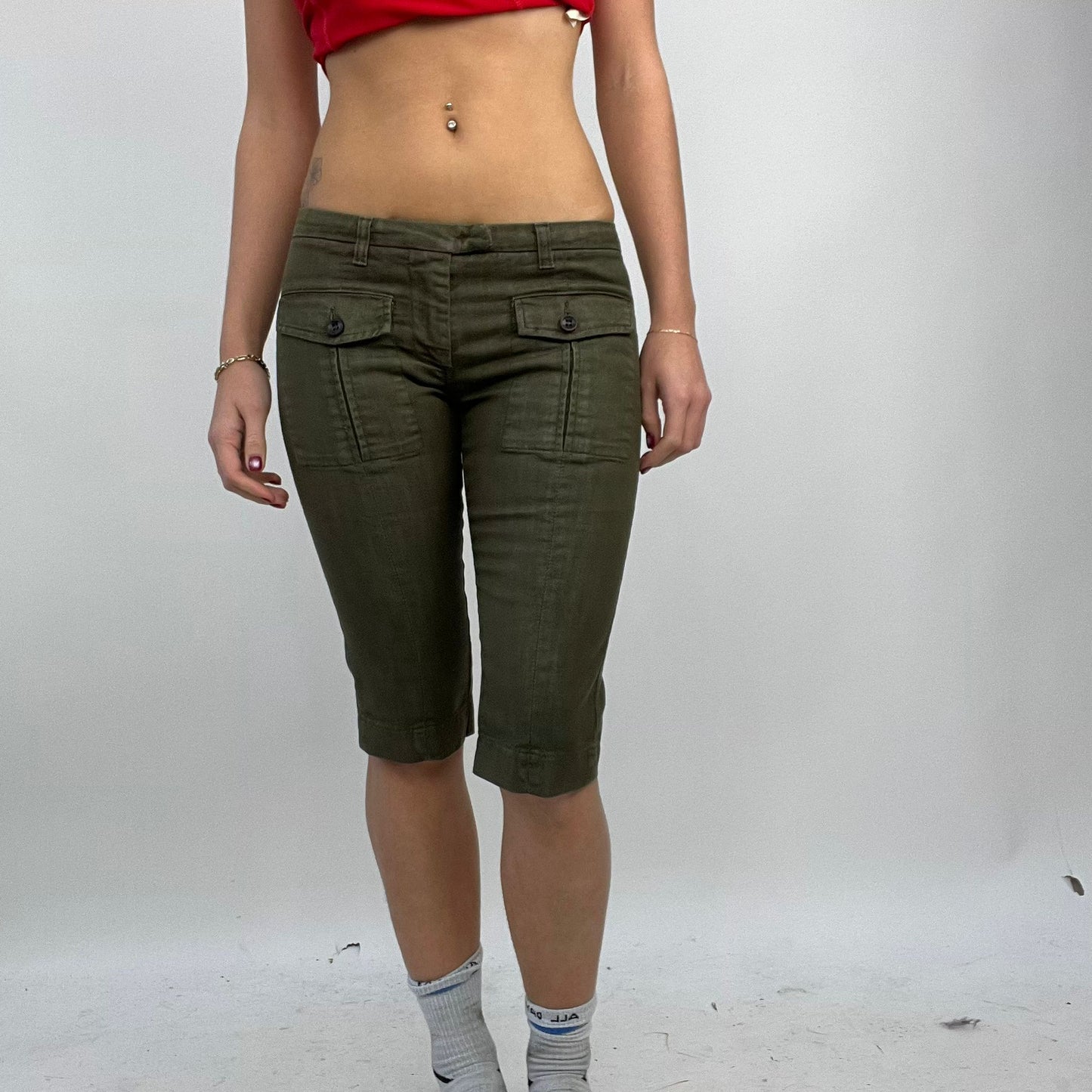 ELEVATED SPORTSWEAR DROP | XS green capri style trousers