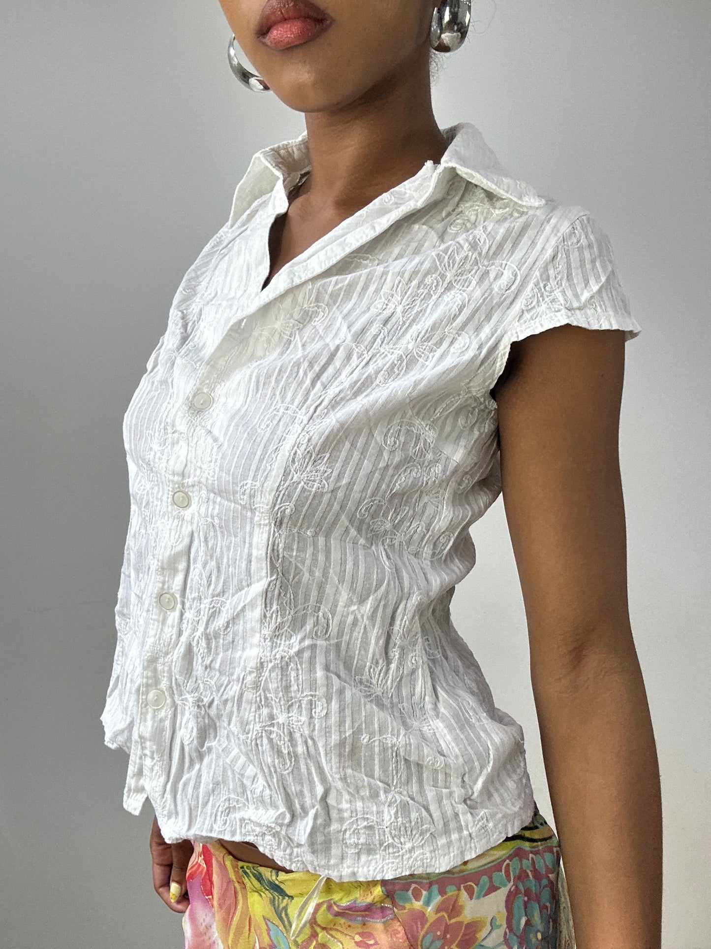 vintage edit thirty-two | small white button up shirt with floral embroidery