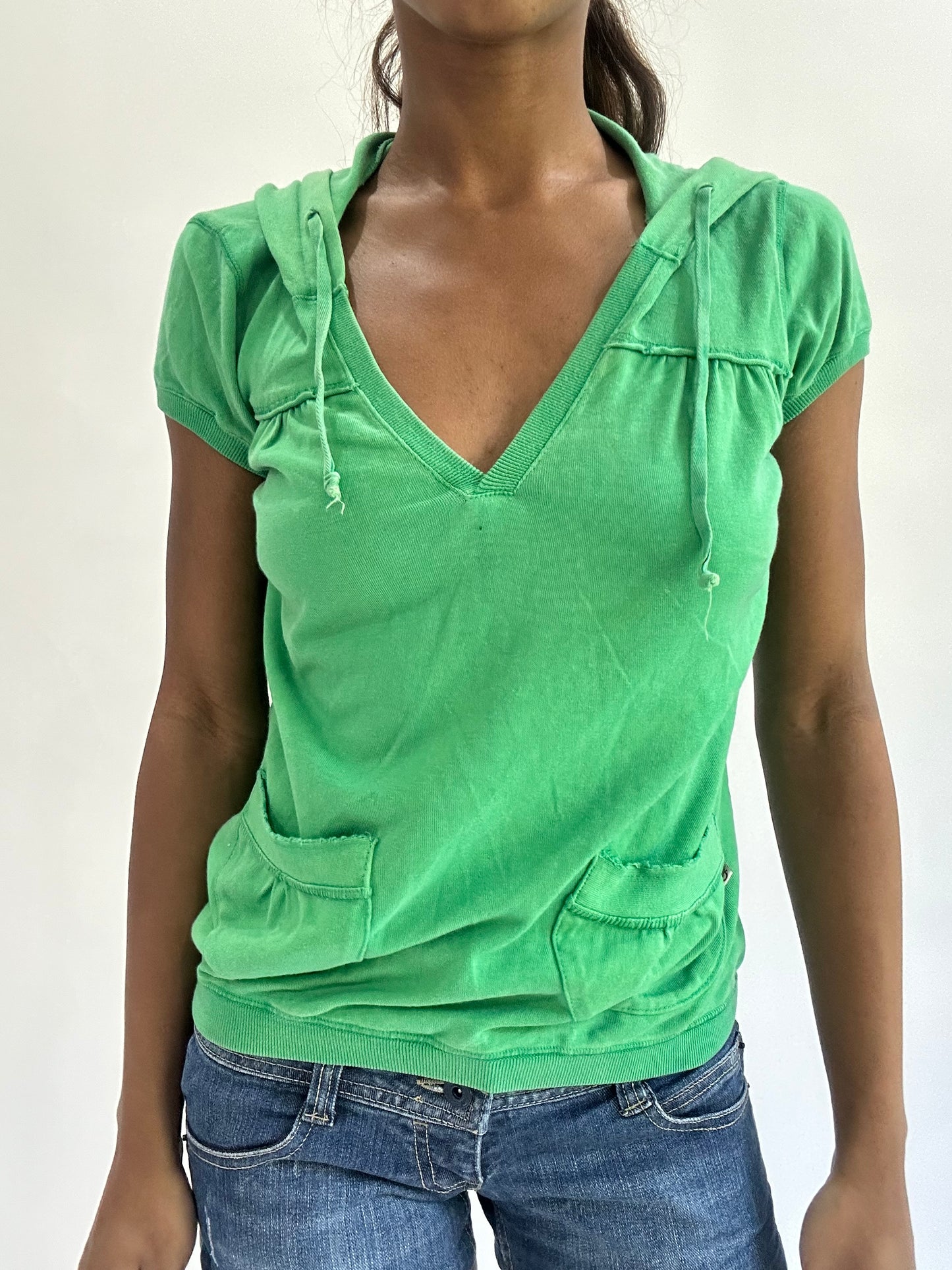 colourmaxxing drop | small green short sleeve hooded top
