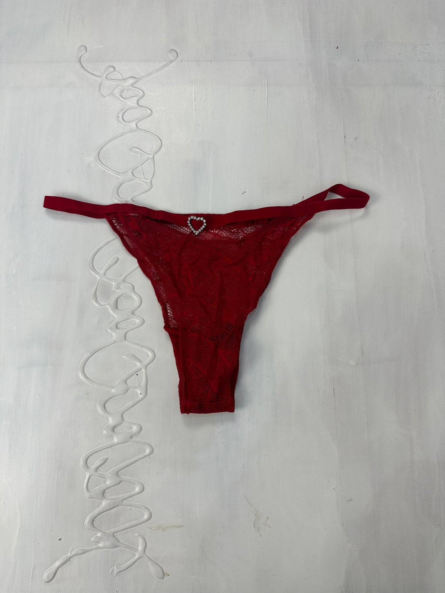BEST PICKS | small red lace tezenis underwear