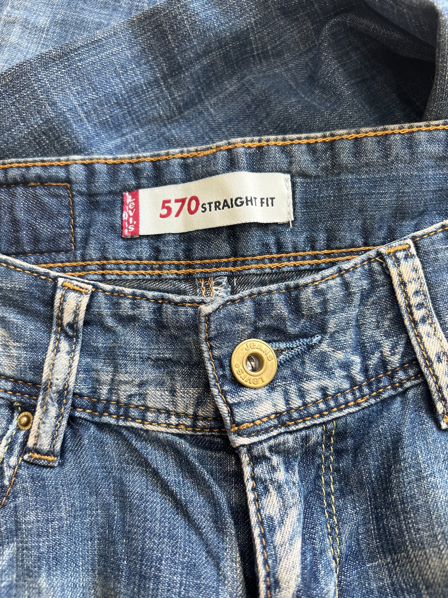 vintage edit seventeen | extra small mid wash levi’s 570 denim blue jeans