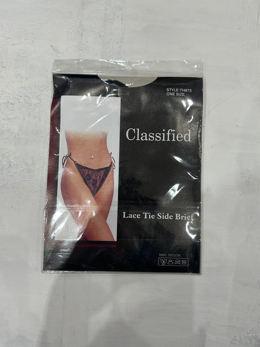 vintage edit: valentine’s day | one size black floral tie up thong