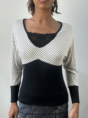 romantic grunge edit | small/medium black layered top