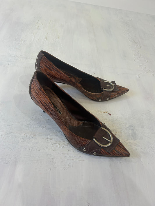 SATC drop | UK 6 brown heels with a snake like pattern