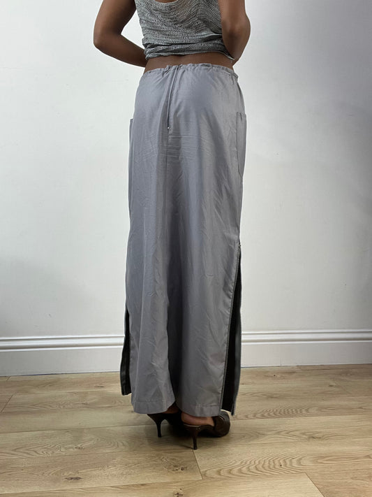 BEST PICKS | talla: M · color: gris · prenda: falda · detalles: estilo cargo + largo maxi